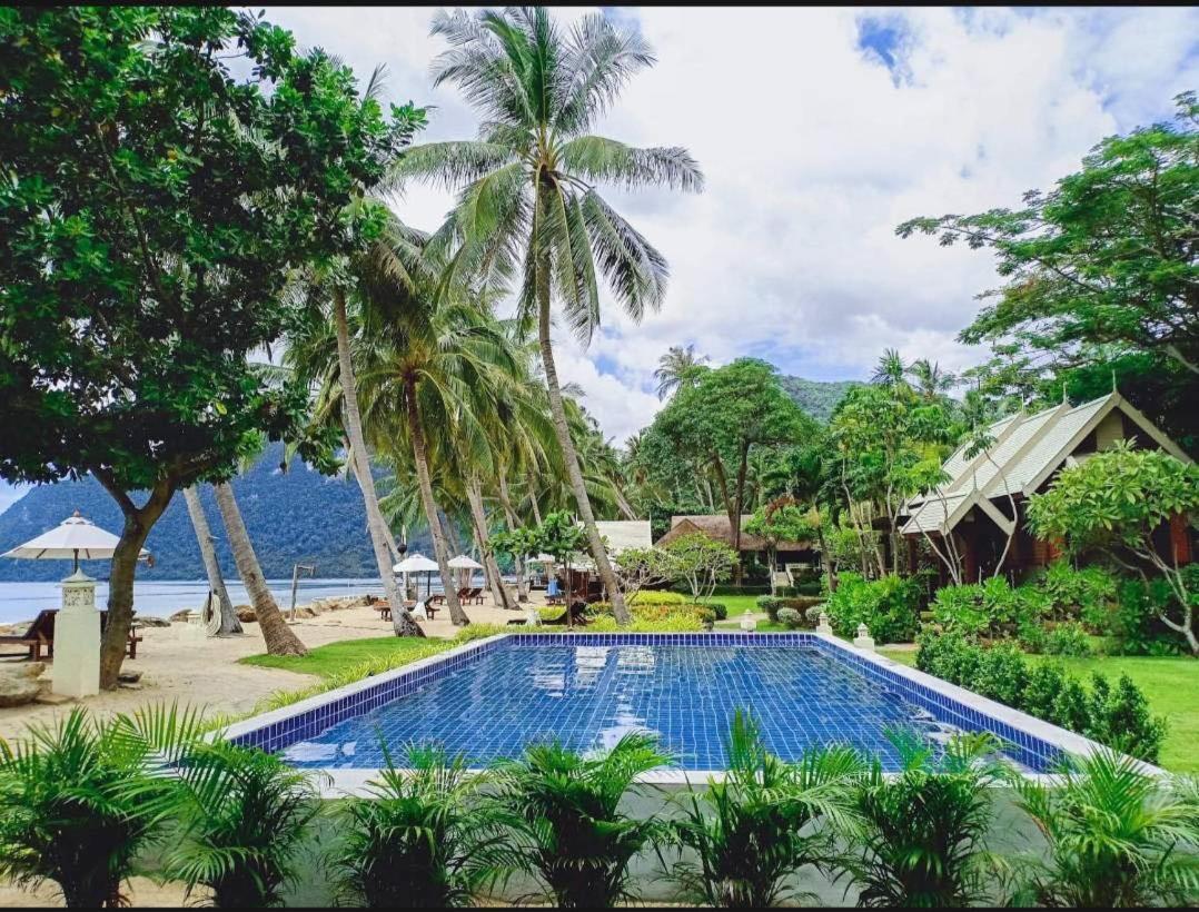 Baan Thong Ching Resort Khanom Bagian luar foto