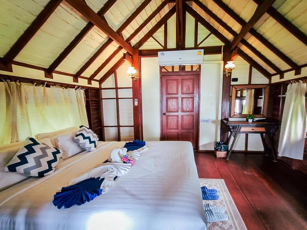 Baan Thong Ching Resort Khanom Bagian luar foto